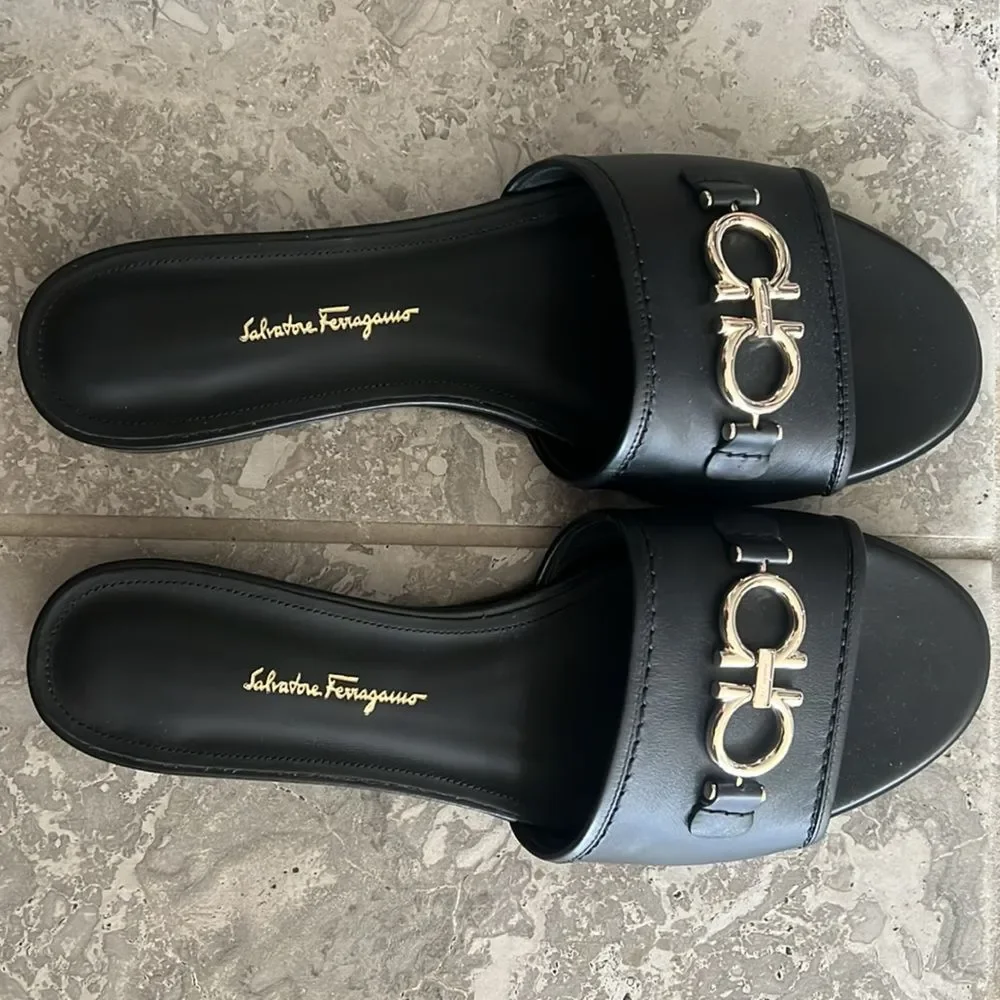 Salvatore Ferragamo Rhodes Black & Silver-Tone Slide Sandals, Size 10.5, New